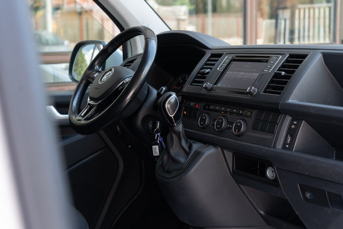Volkswagen Caravelle T6 2.0 TDI 