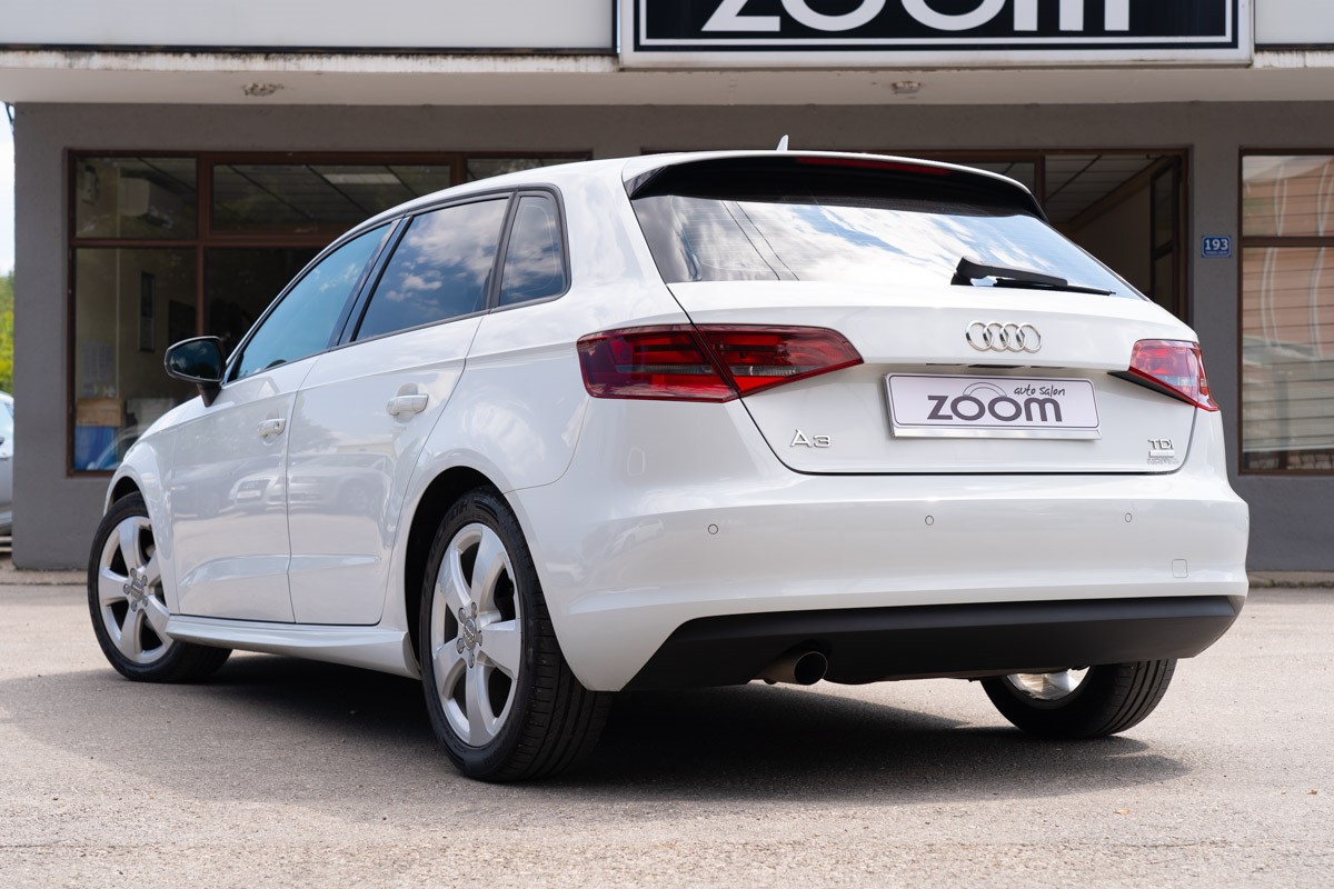 Audi A3
 1.6 TDI