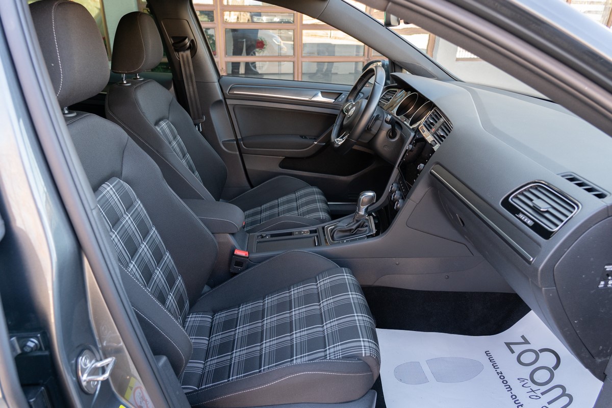 Volkswagen Golf 2,0 TDI DSG GTD