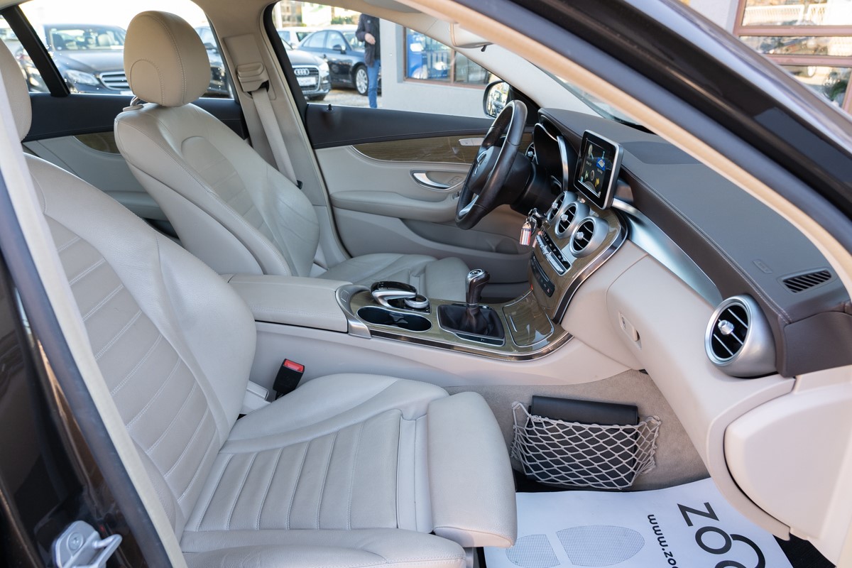 Mercedes-Benz C-Class
 180 CDI