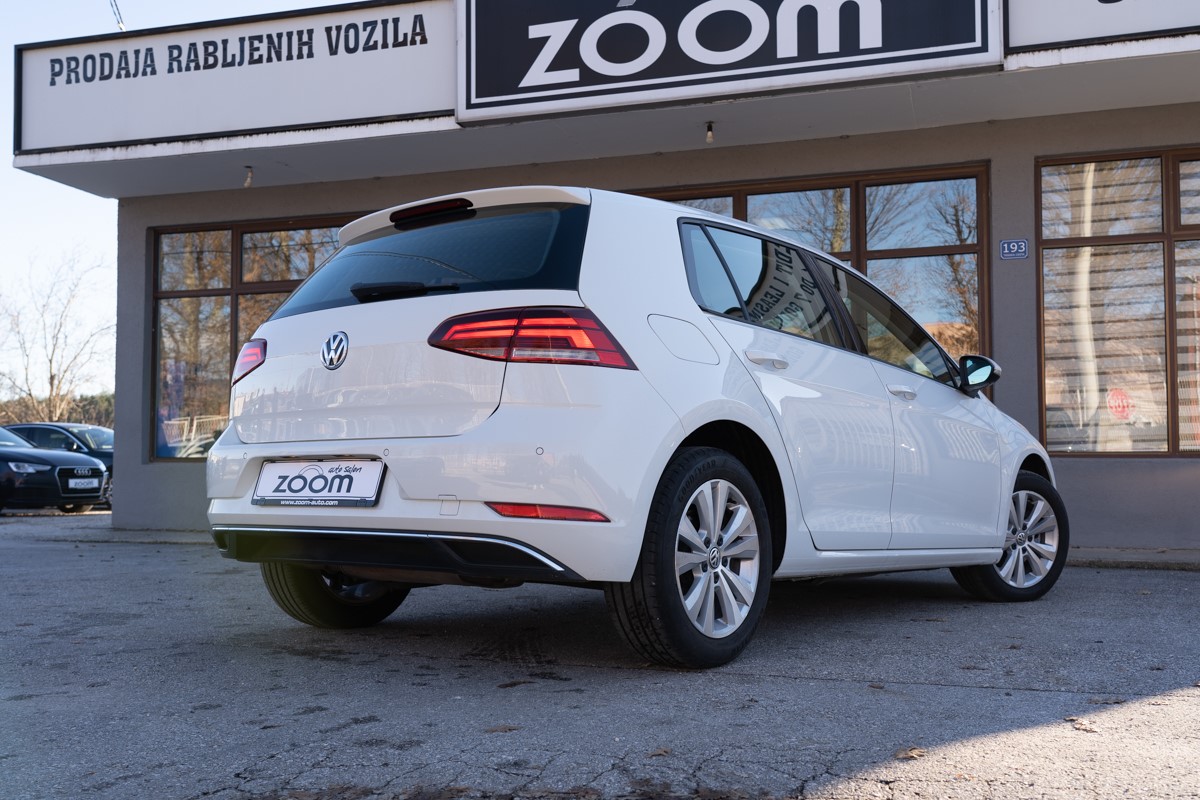 Volkswagen Golf 1.6 TDi Confortline
