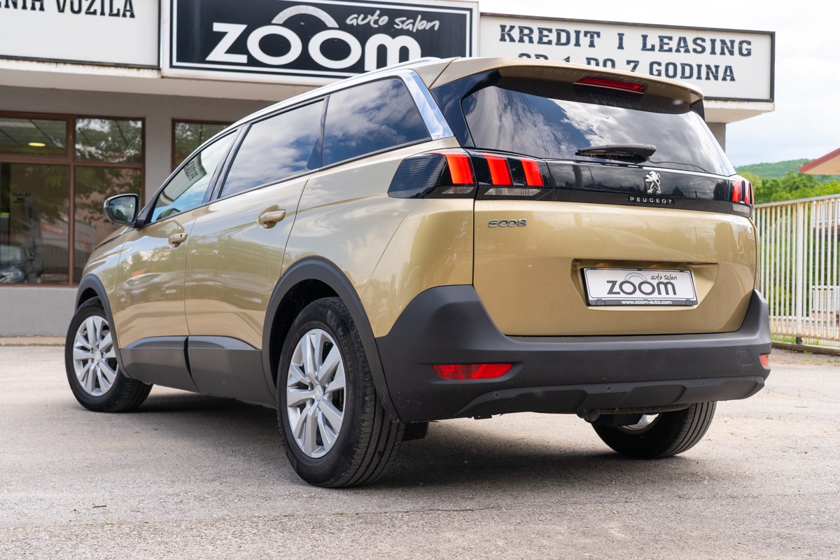 Peugeot 5008 1.6 BLUEHDI -7 SJEDALA - 