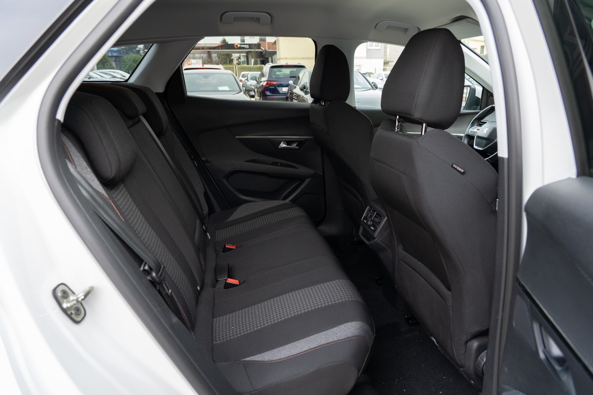 Peugeot 3008 1.5 BLUEHDI