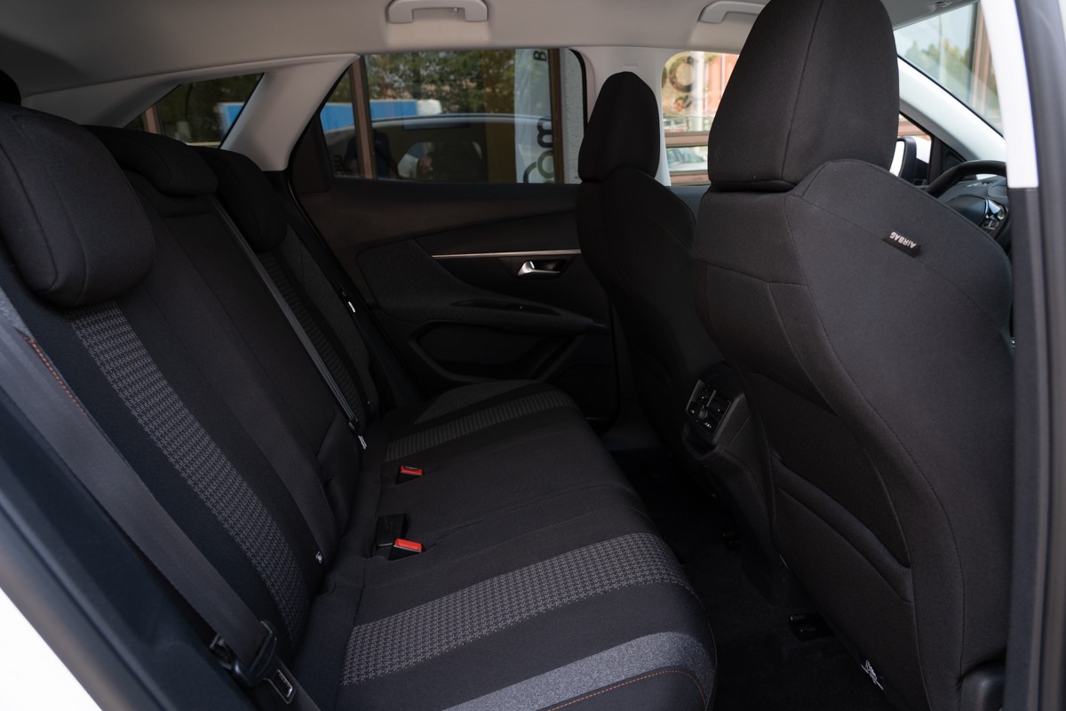 Peugeot 3008 1,6 BLUEHDI