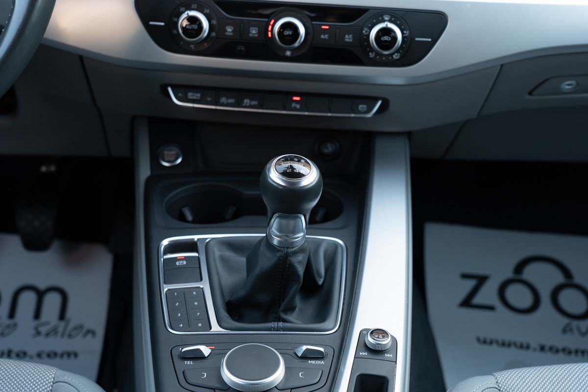 Audi A4
 2,0 TDI
