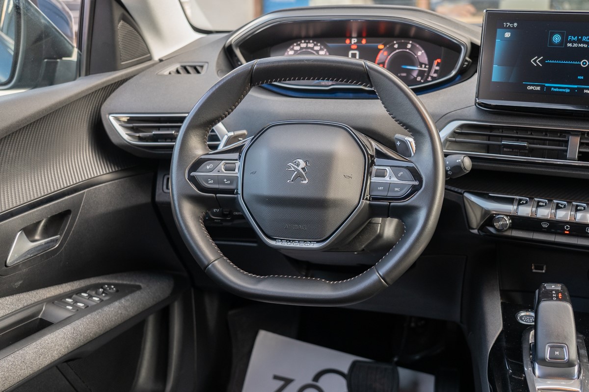 Peugeot 3008 1,5 BlueHDI