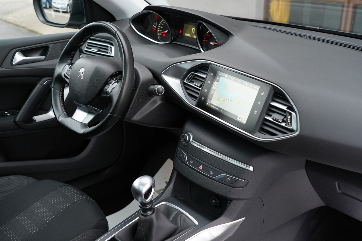 Peugeot 308 1,6 BlueHDI