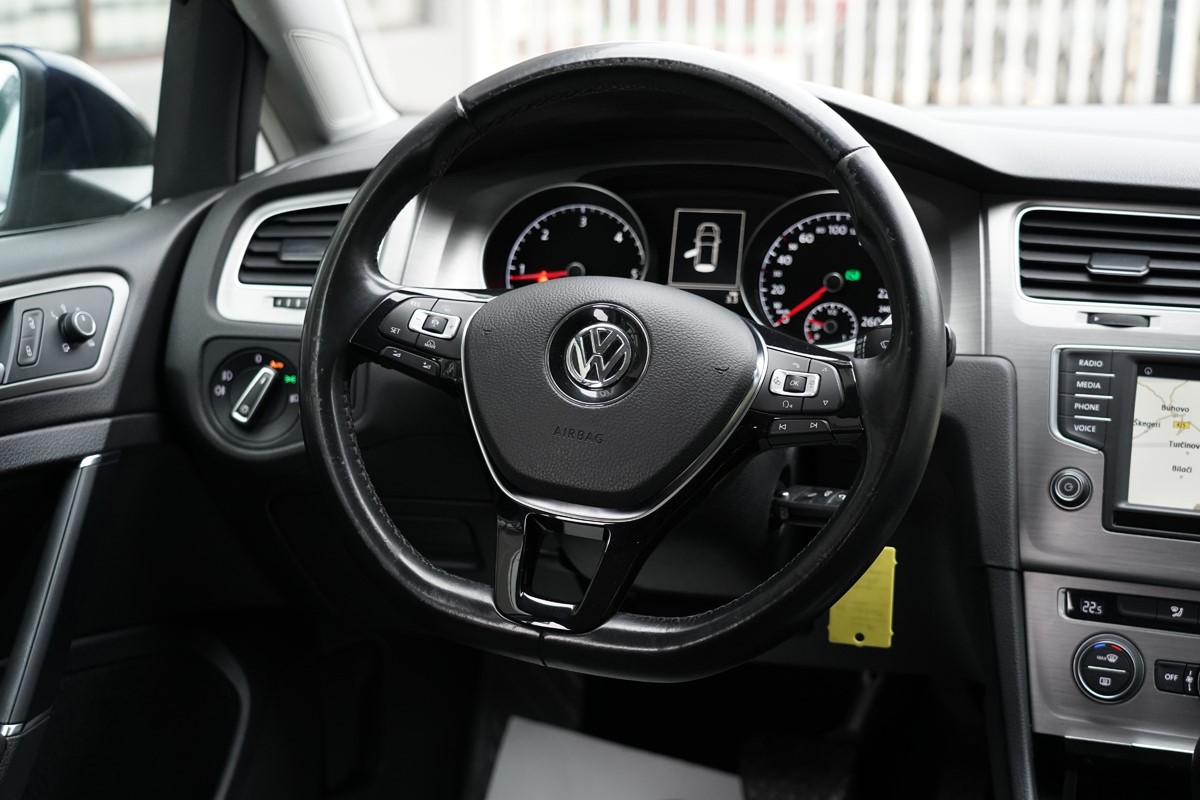 Volkswagen Golf 1.6 TDI