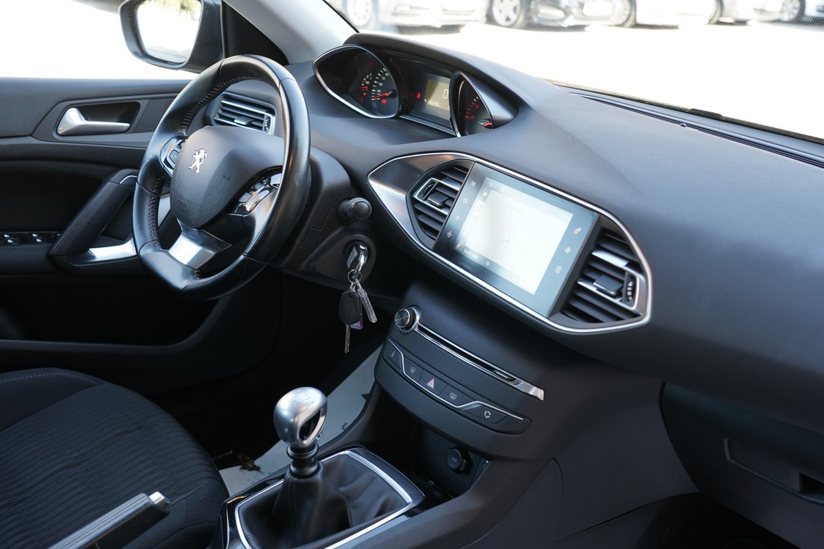 Peugeot 308 1,6 BlueHDI
