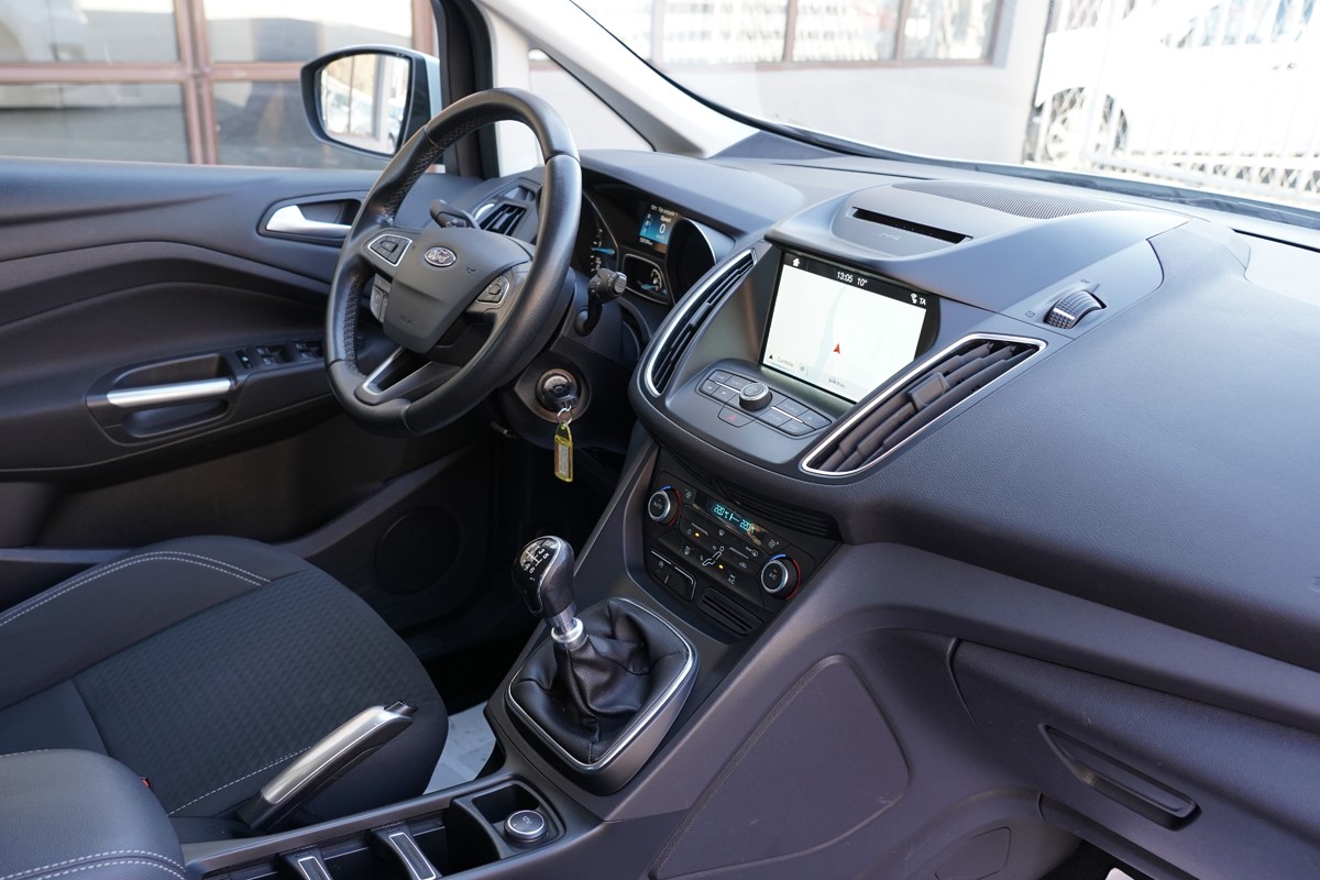 Ford
 C-MAX 1,5 TDCI