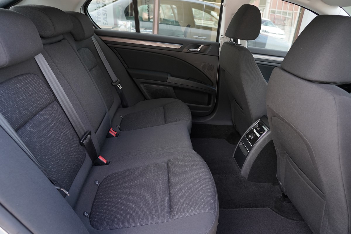 Škoda SUPERB 2,0 TDI