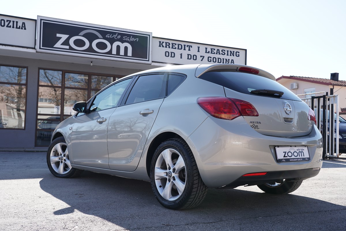 Opel Astra 1,7 CDTI