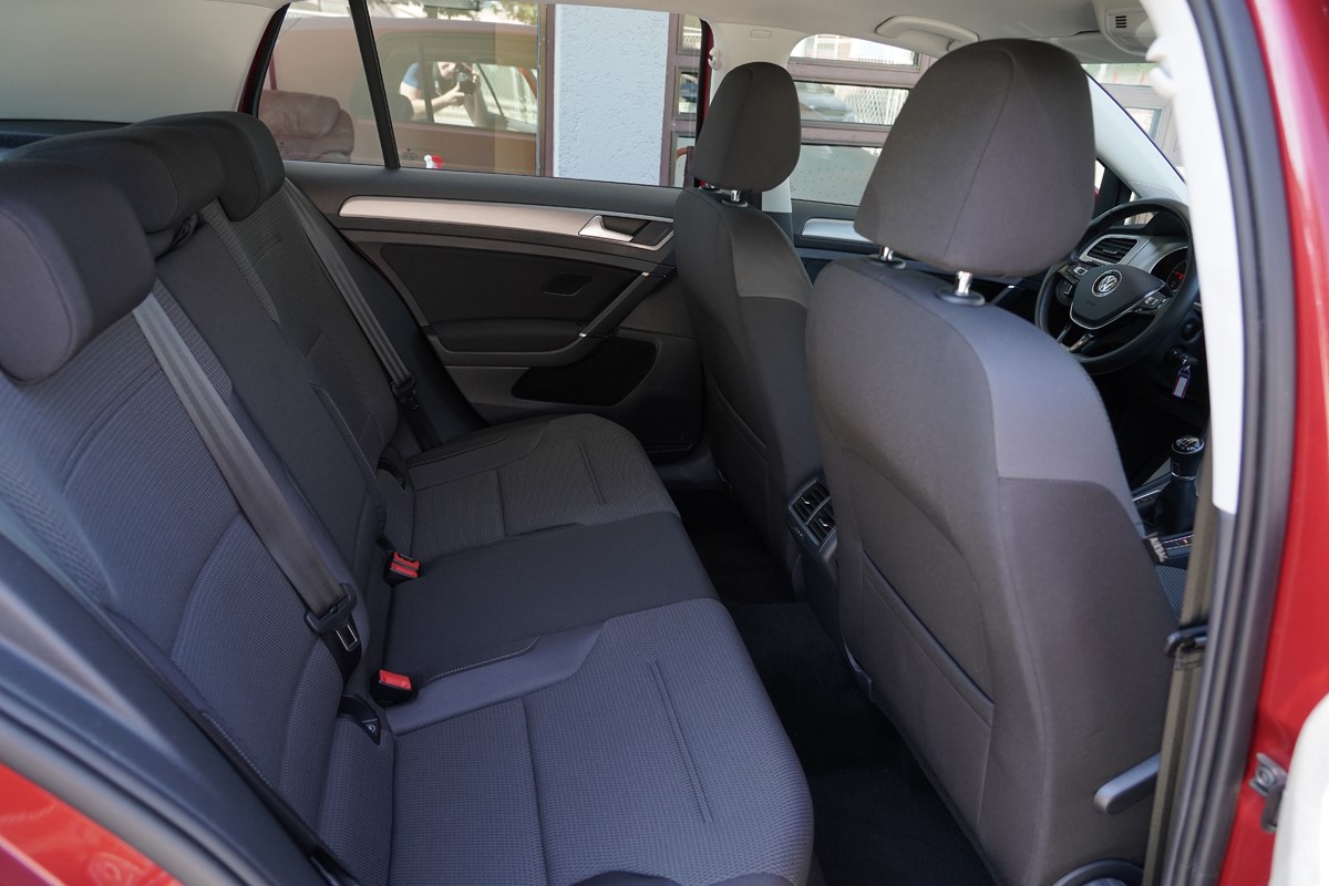 Volkswagen Golf 7 1.6 TDi BlueMotion Confortline Business
