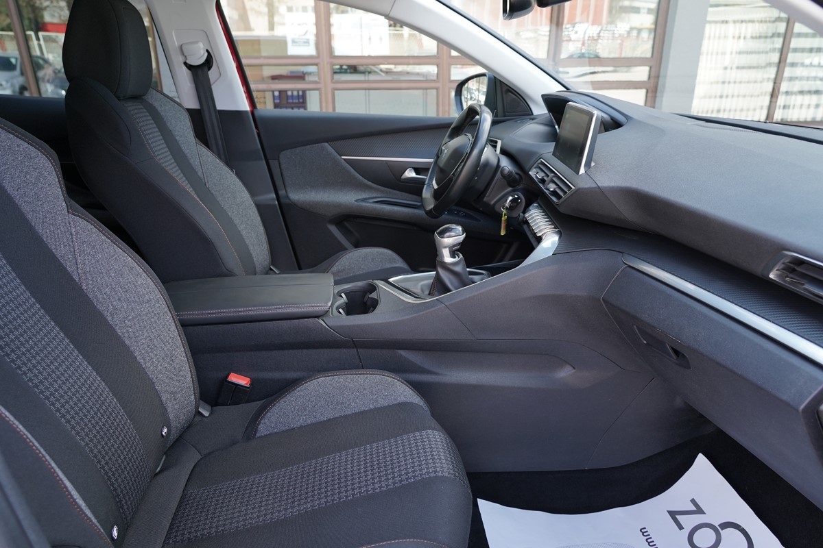 Peugeot 3008 1,6 BlueHDI