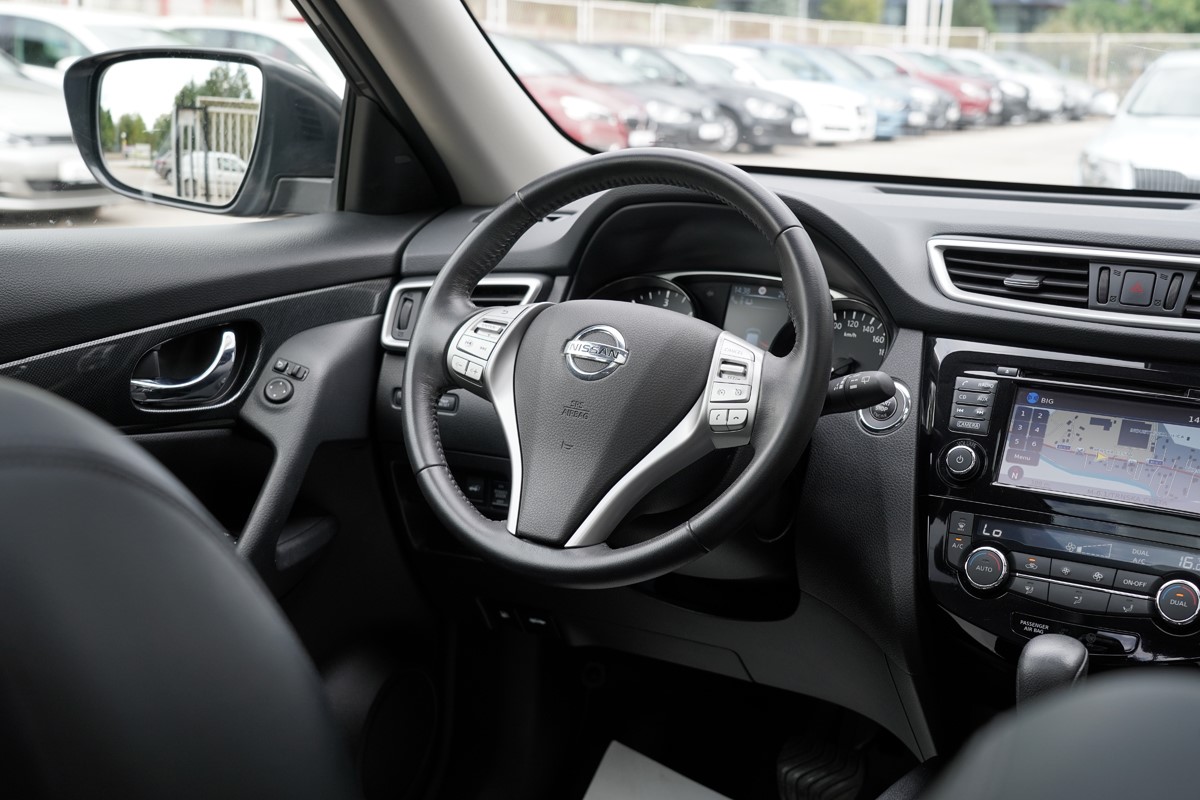 Nissan
 X-TRAIL 1,6 DCI