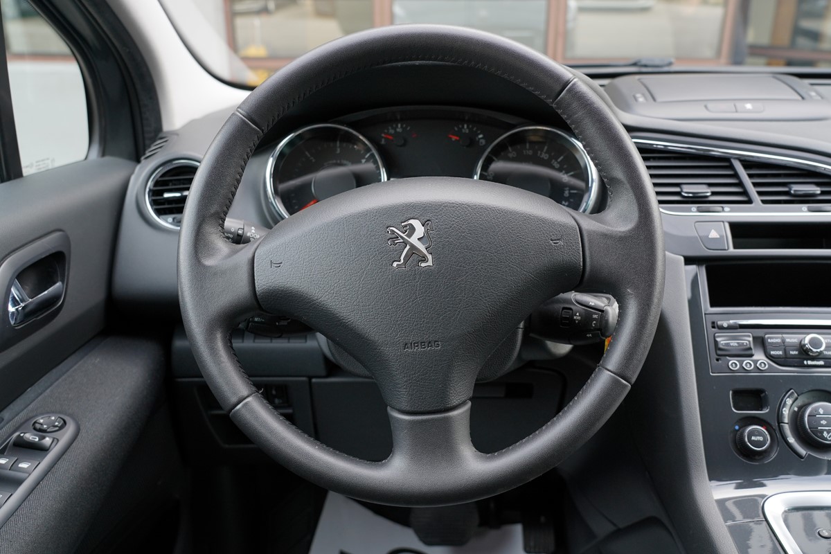 Peugeot 5008 1,6 BlueHDI