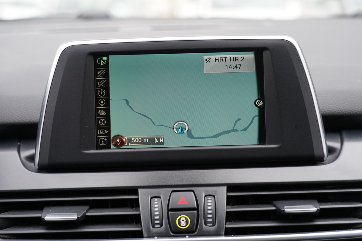 BMW
 2-Series 218 d AUTOMATIK !