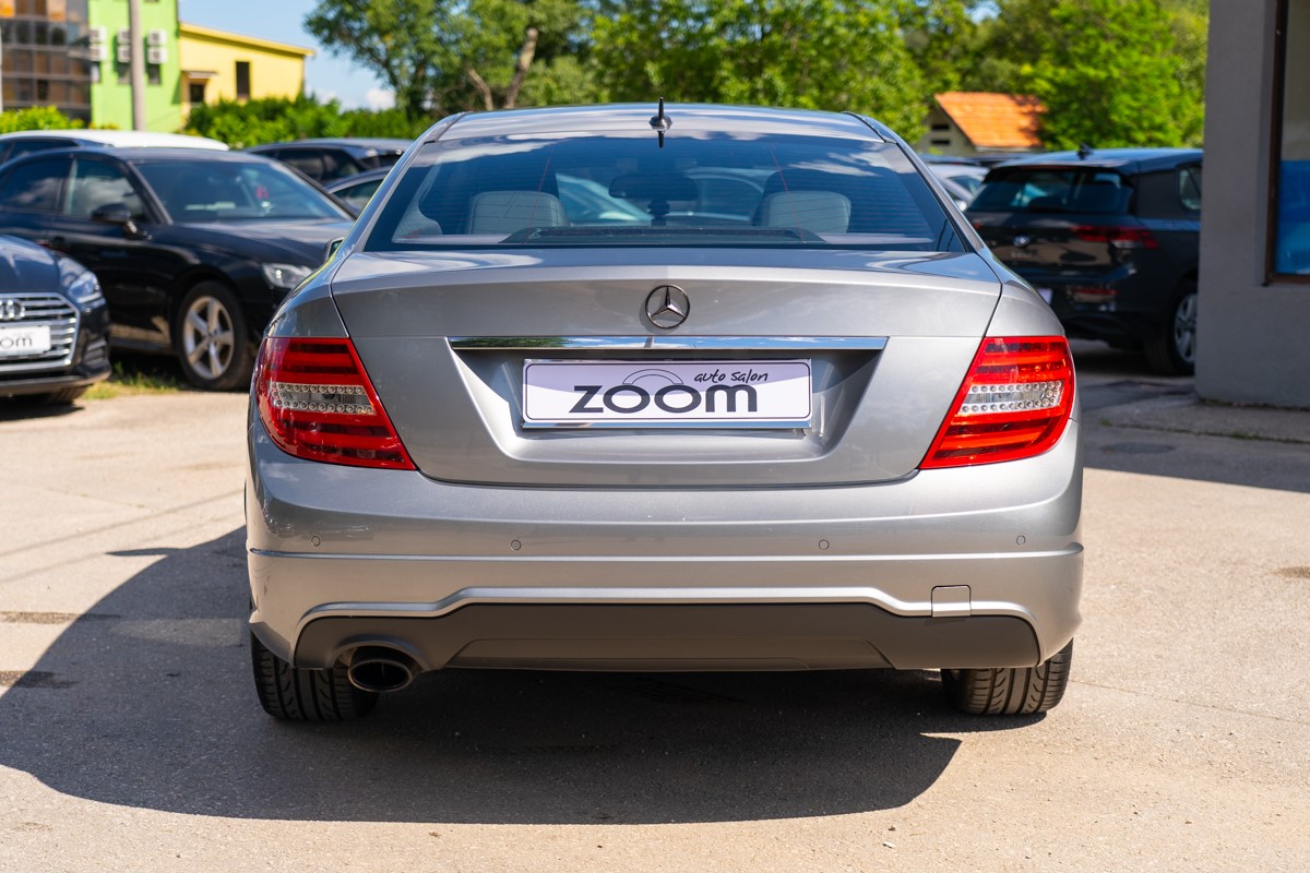 Mercedes-Benz C-Class
 C 250 Coupe