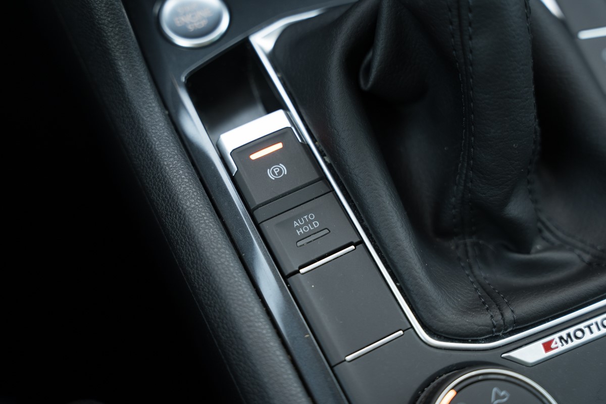 Volkswagen Tiguan
 2.0 TDI DSG 4MOTION