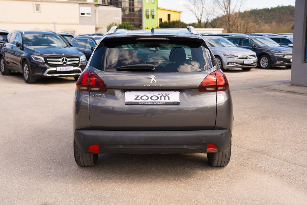 Peugeot 2008 1.2 VTi