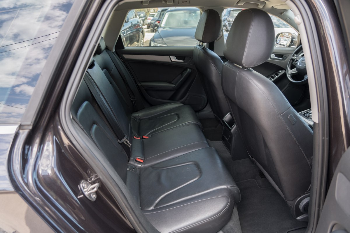 Audi A4
 2.0 TDI Quattro