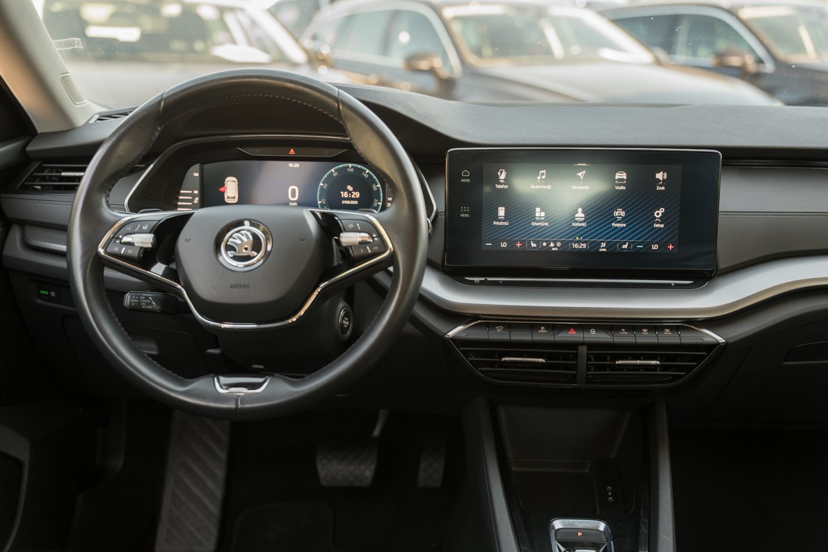 Škoda Octavia Combi 2.0 TDI DSG