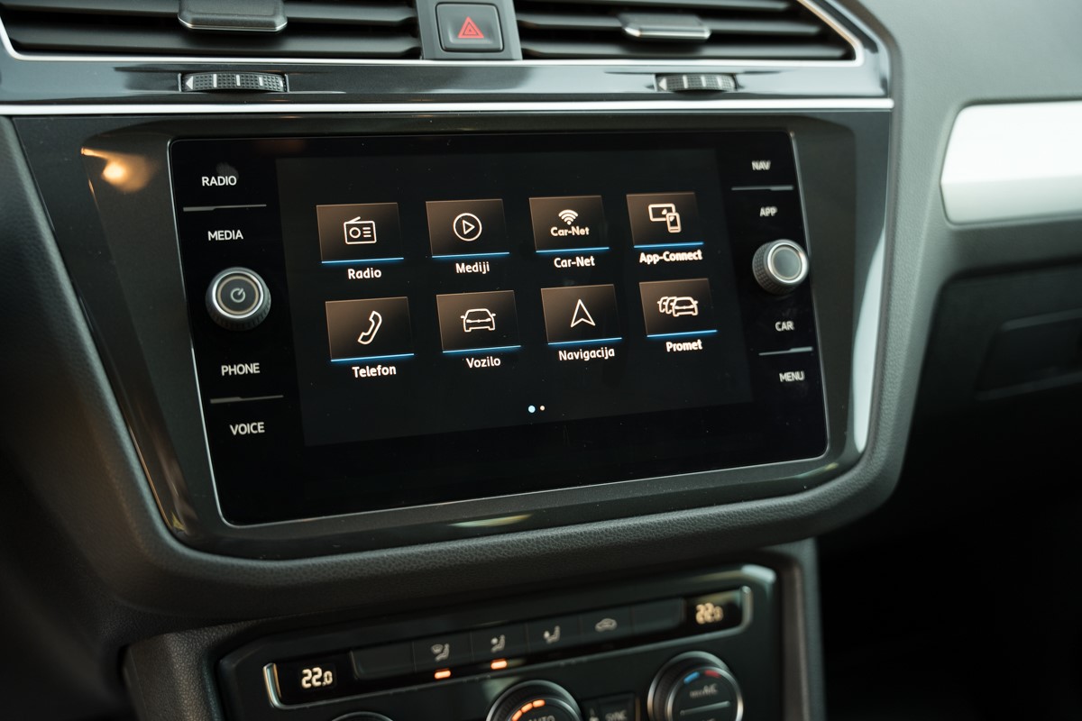 Volkswagen Tiguan
 2.0 TDI DSG 4MOTION