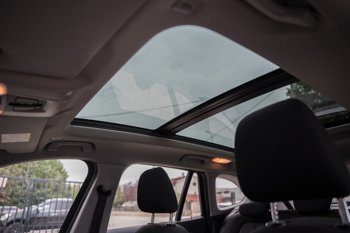 BMW
 X1 18D XDrive