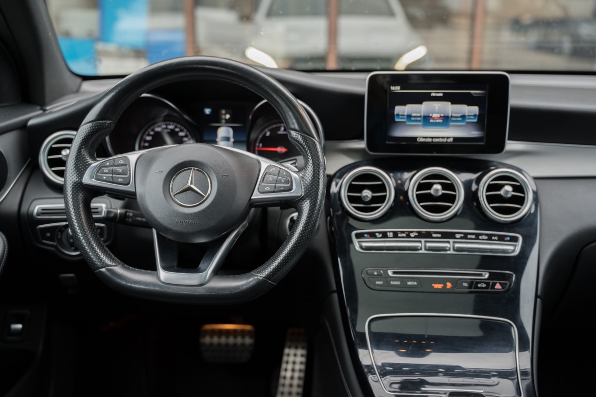 Mercedes-Benz GLC 250 D 4MATIC AMG