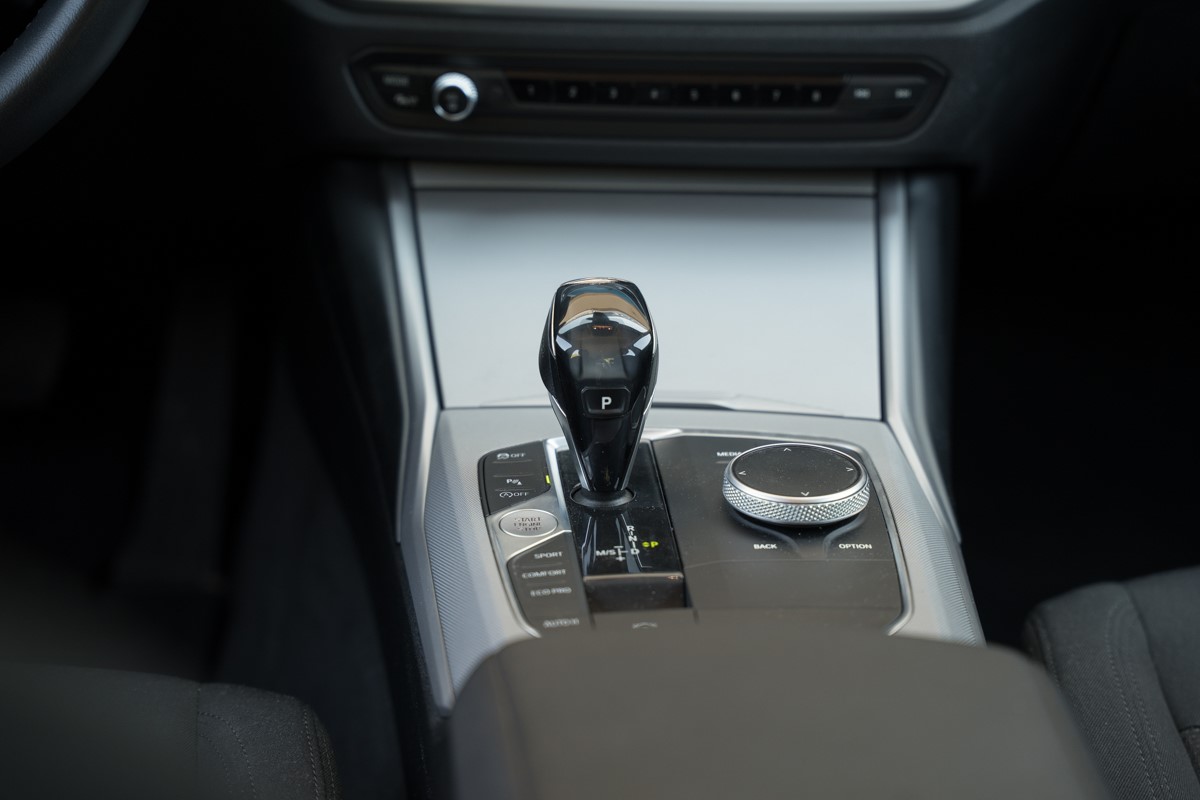BMW
 3-Series 318 D