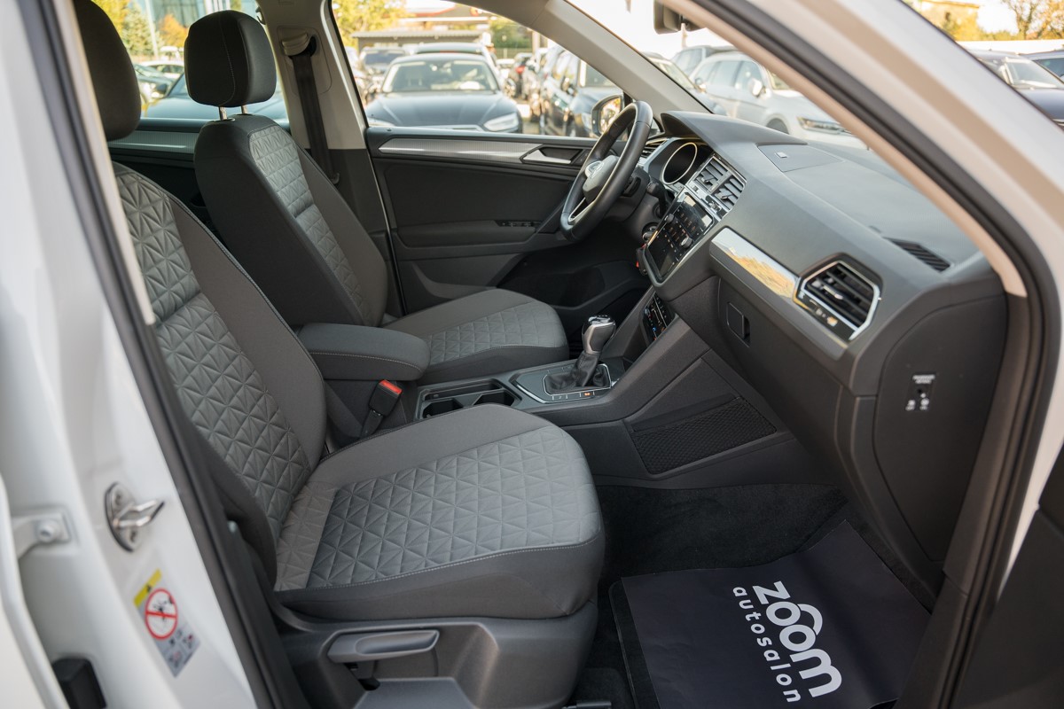 Volkswagen Tiguan
 2.0 TDI DSG