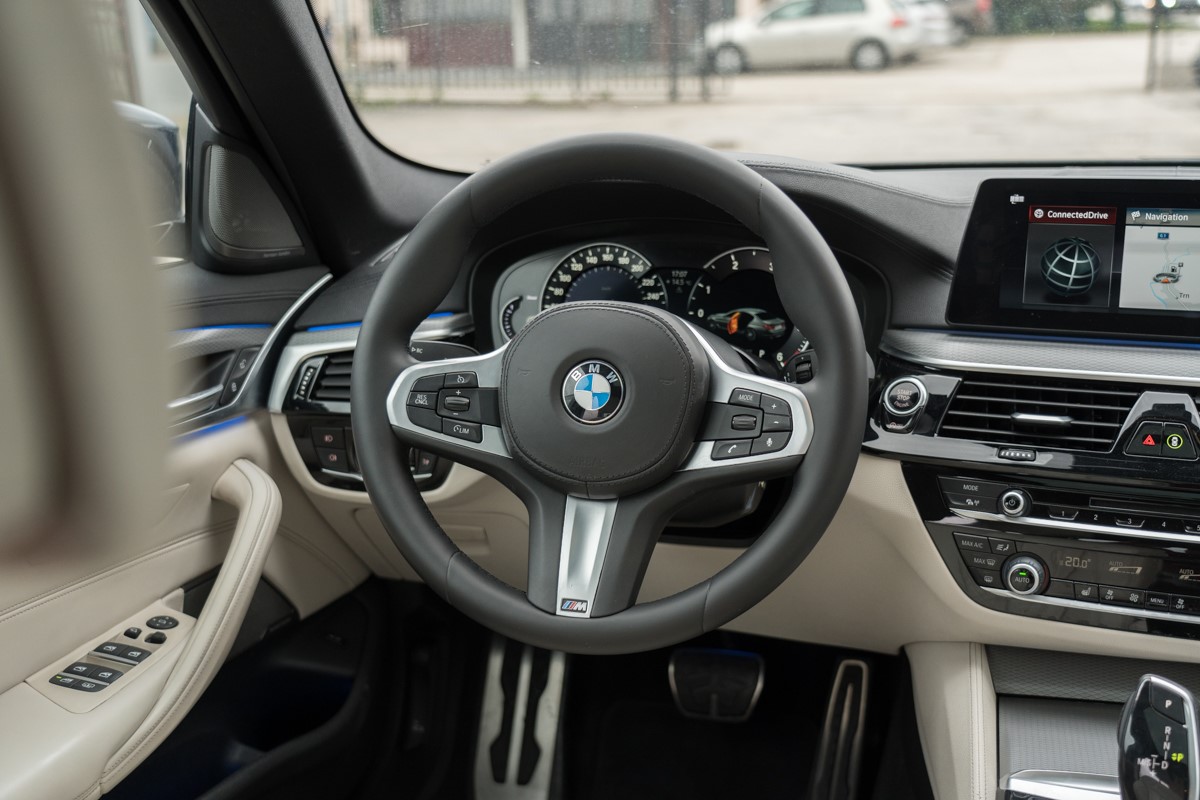 BMW
 5-Series 530 X Drive