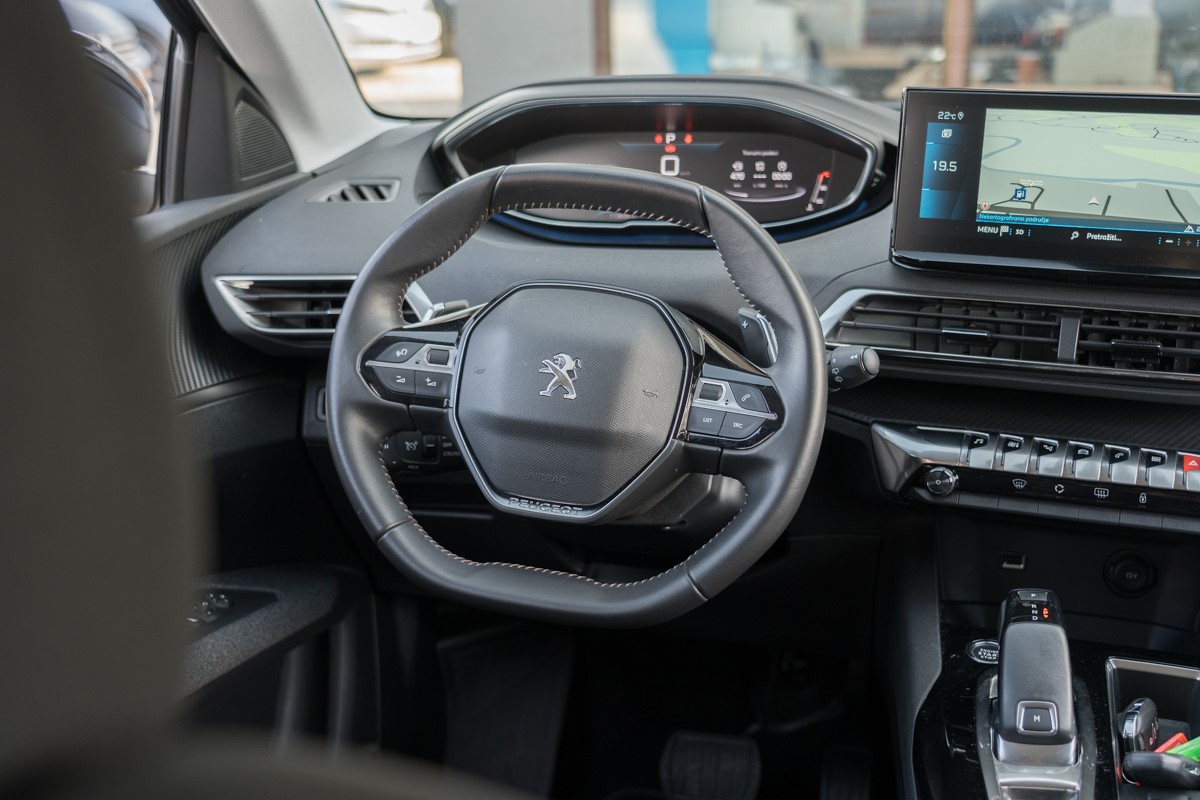 Peugeot 3008 1.5 BlueHDI