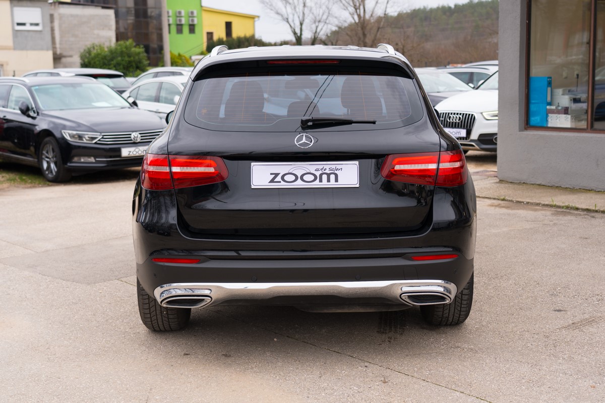 Mercedes-Benz GLC 220 D 4MATIC