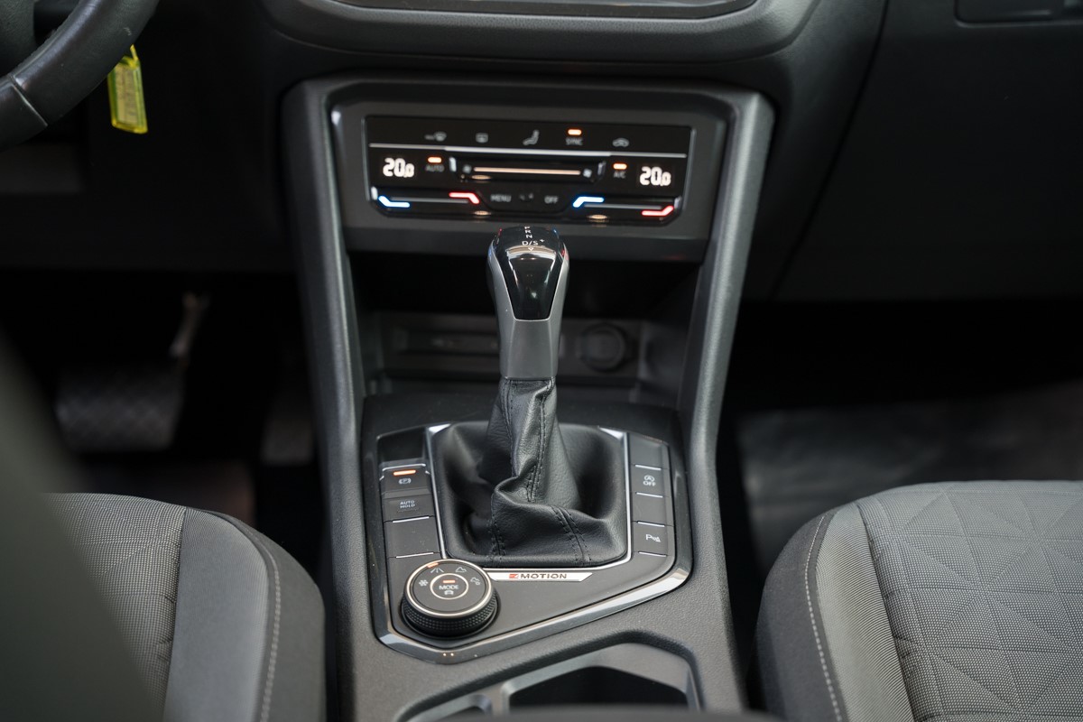 Volkswagen Tiguan
 2.0 TDI DSG 4MOTION