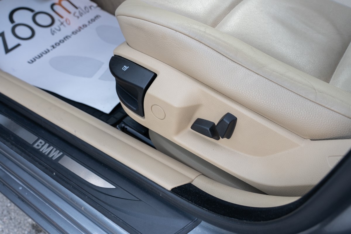 BMW
 5-Series 530d