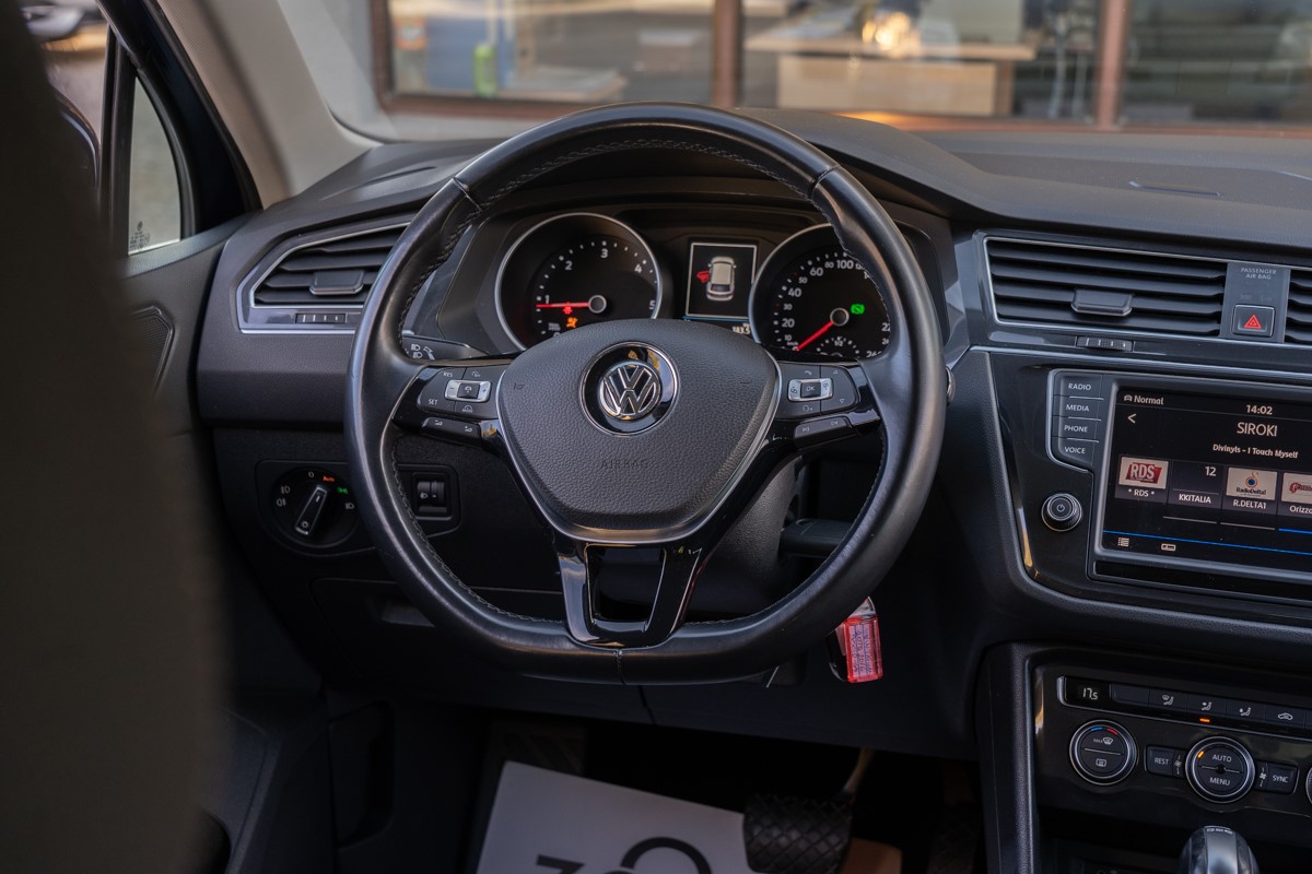 Volkswagen Tiguan
 2,0 TDI 4Motion