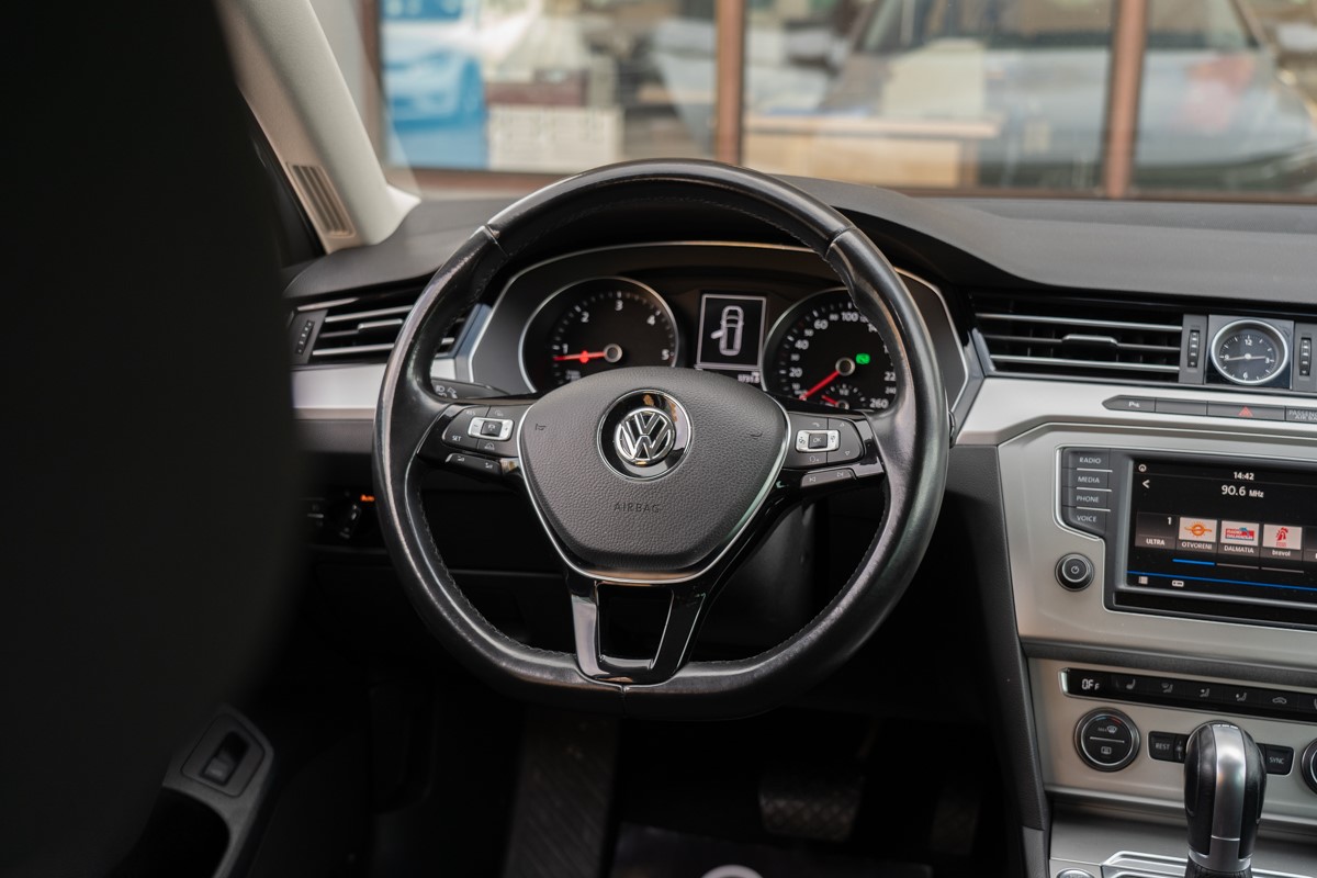 Volkswagen Passat 2,0 TDI