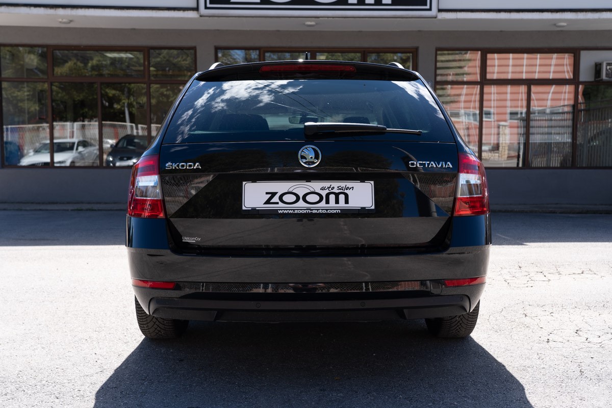 Škoda Octavia Combi 1,6 TDI BUSINESS DSG7