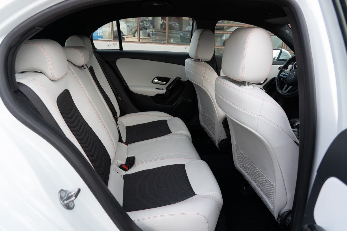 Mercedes-Benz A-Class 200d Business Line