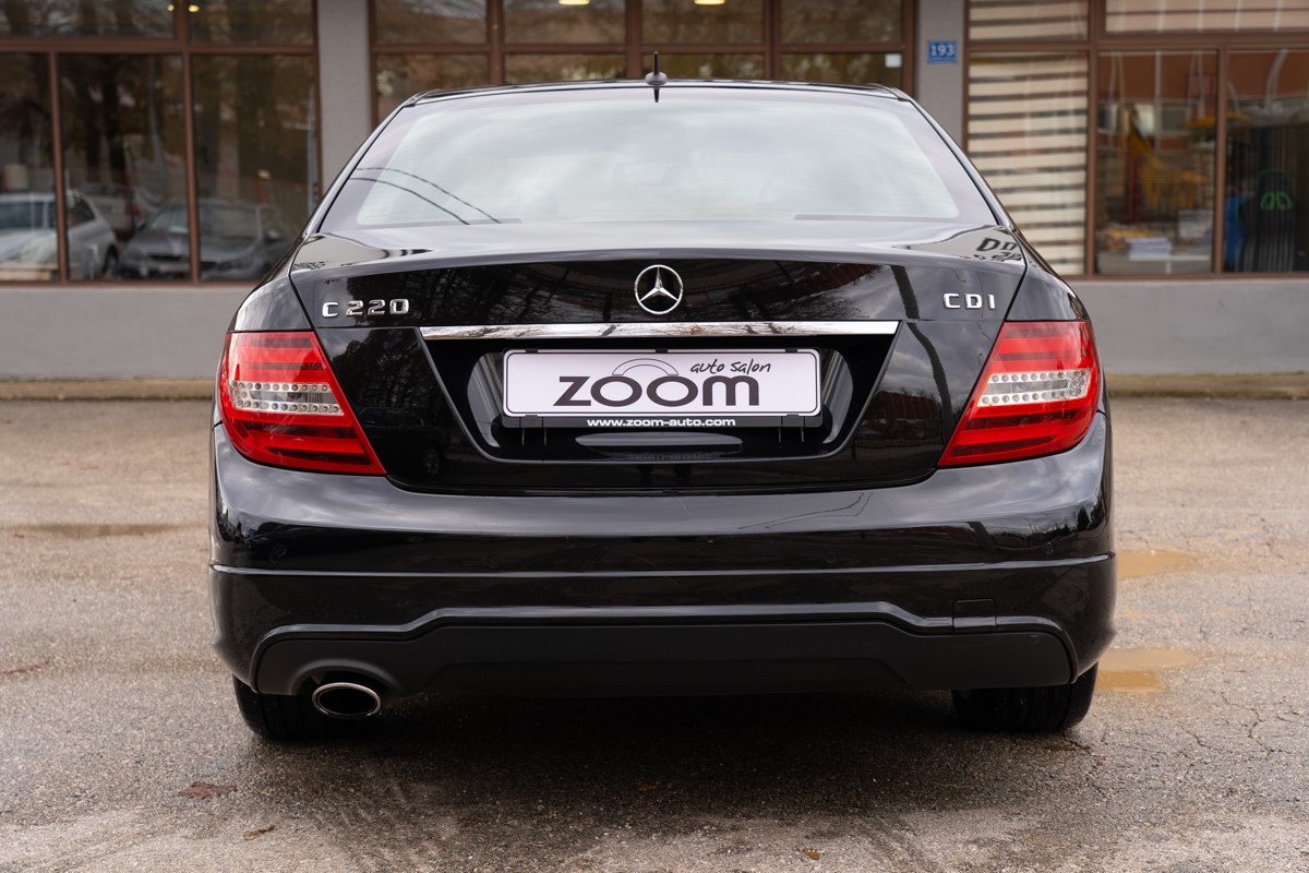 Mercedes-Benz C-Class
 C 220 CDI