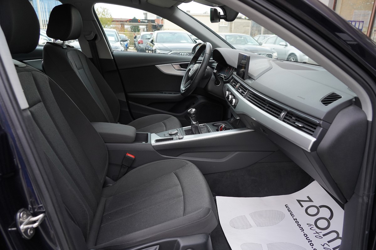 Audi A4
 2.0 TDI