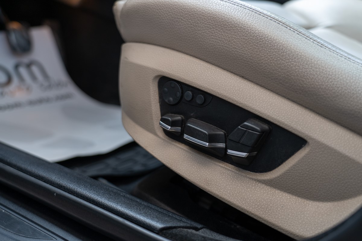 BMW
 5-Series 525 D