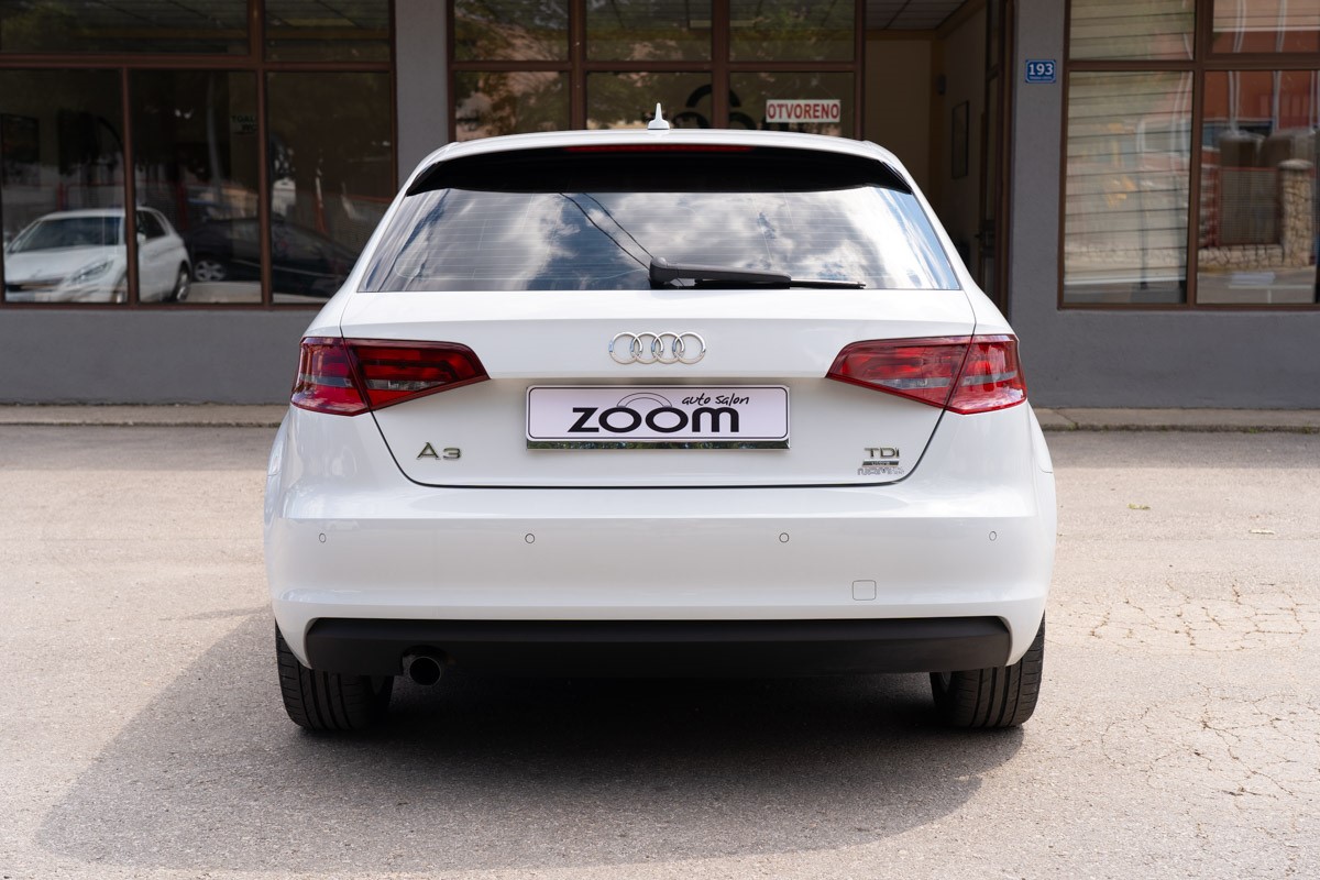 Audi A3
 1.6 TDI