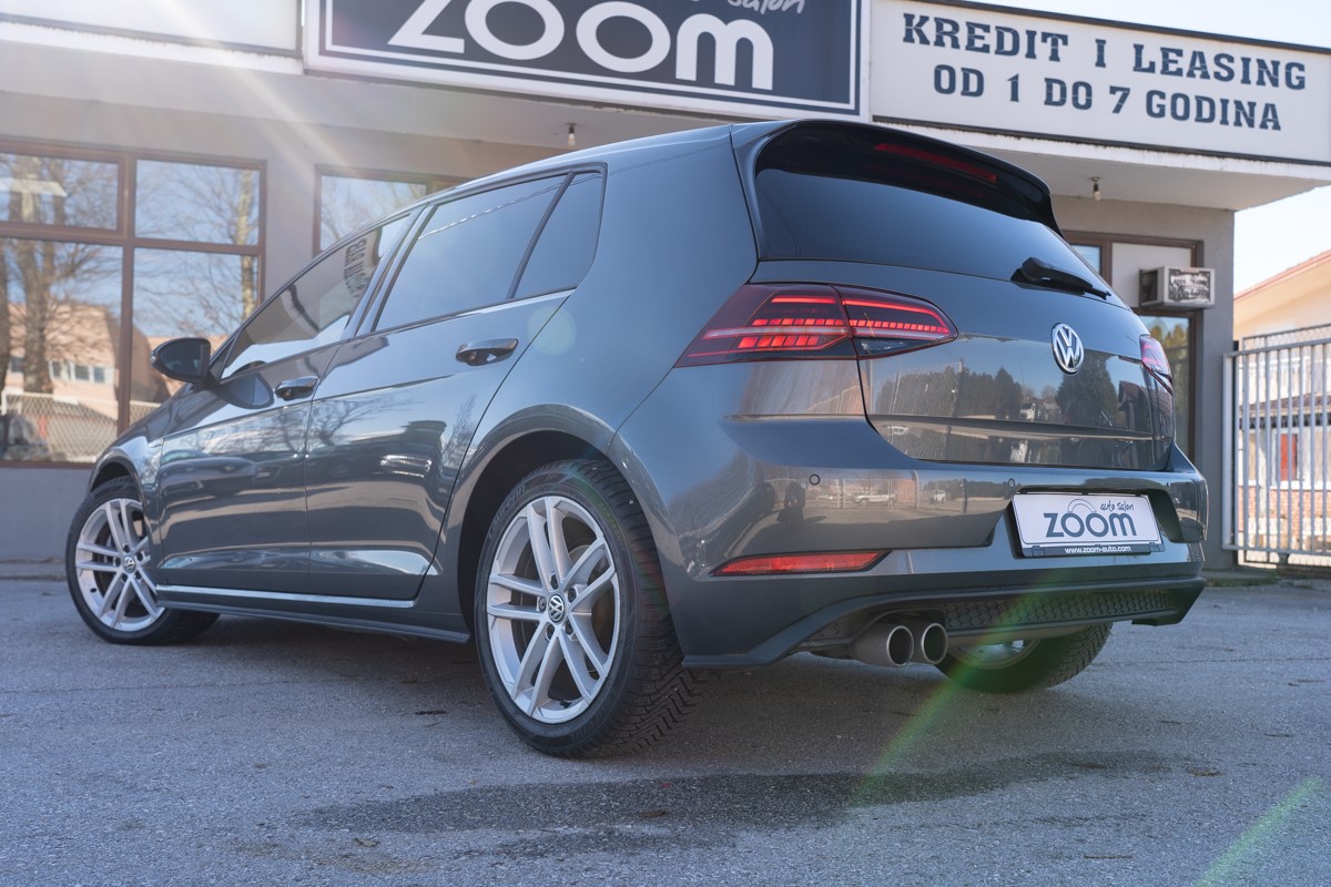 Volkswagen Golf 2,0 TDI DSG GTD