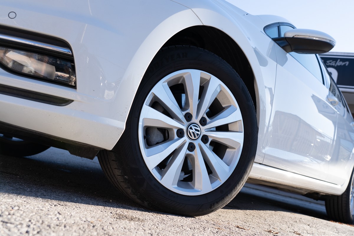 Volkswagen Golf 1.6 TDi Confortline