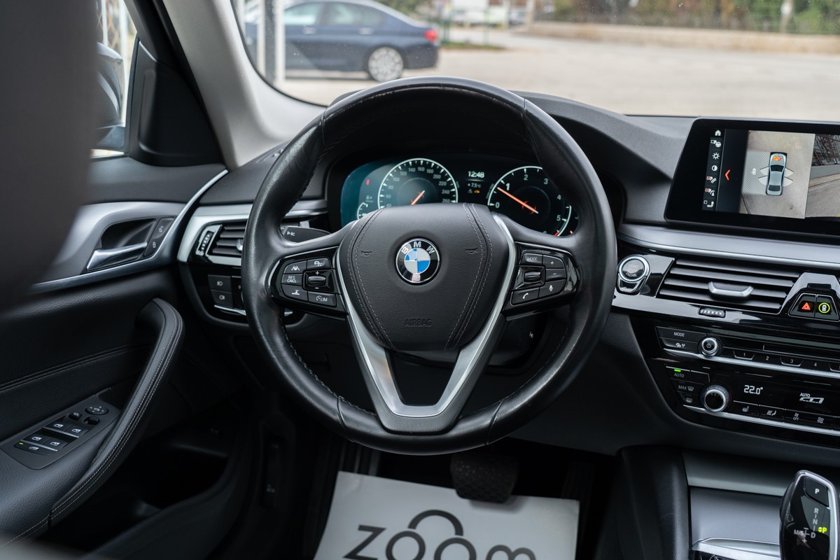 BMW
 530 XD  XDRIVE 