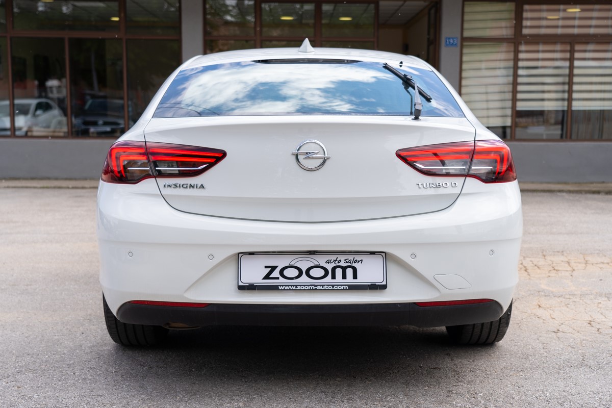 Opel Insignia 1,6 GrandSport