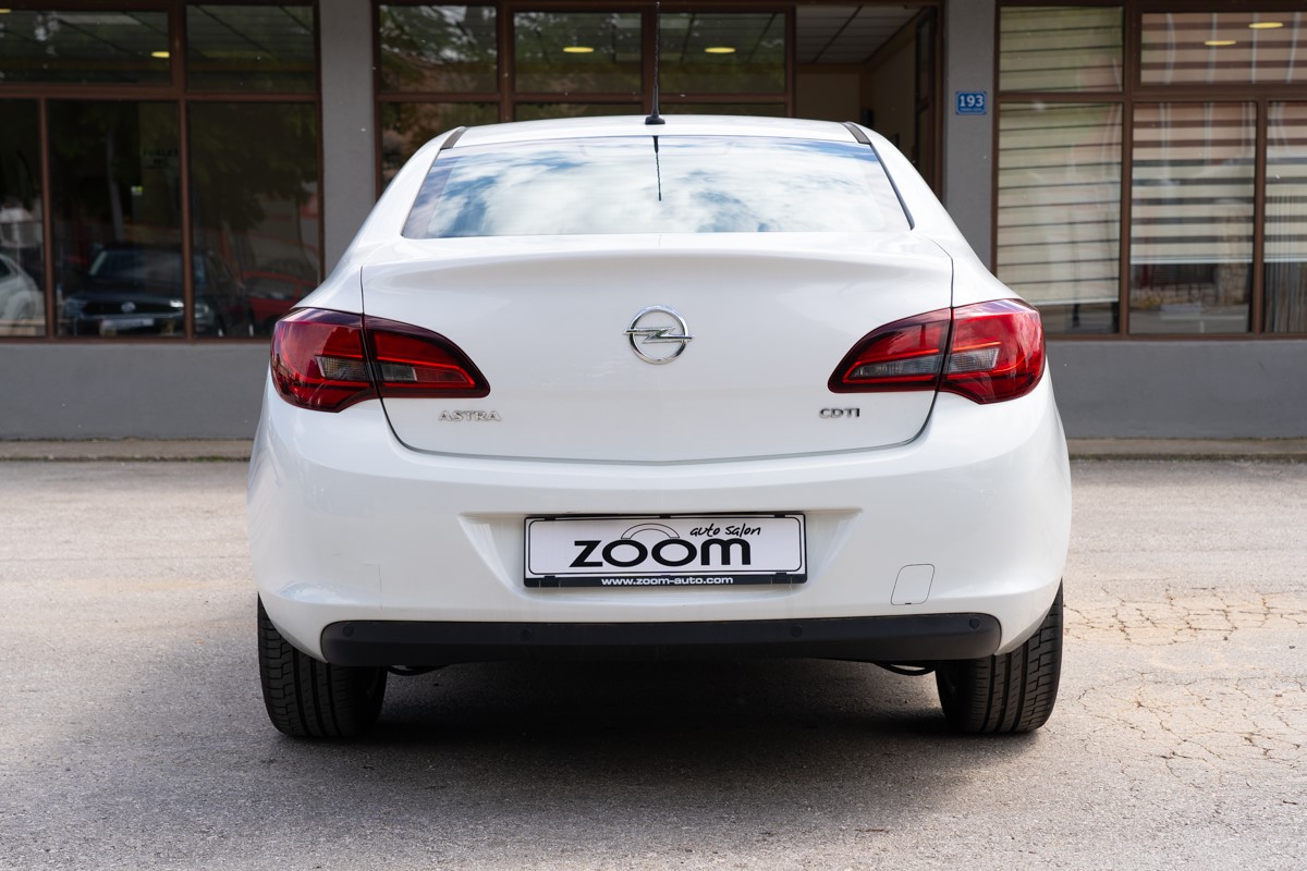 Opel Astra 1,6 CDTI