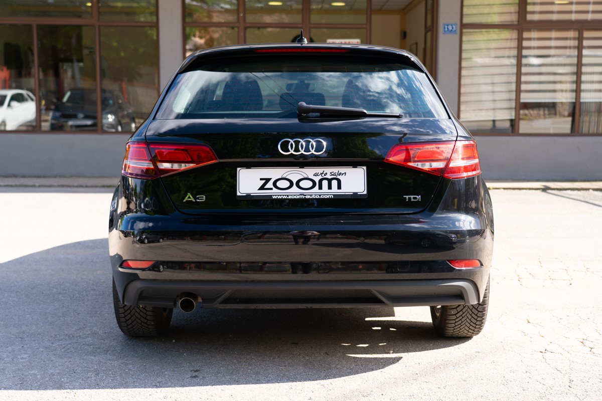 Audi A3
 1,6 TDI